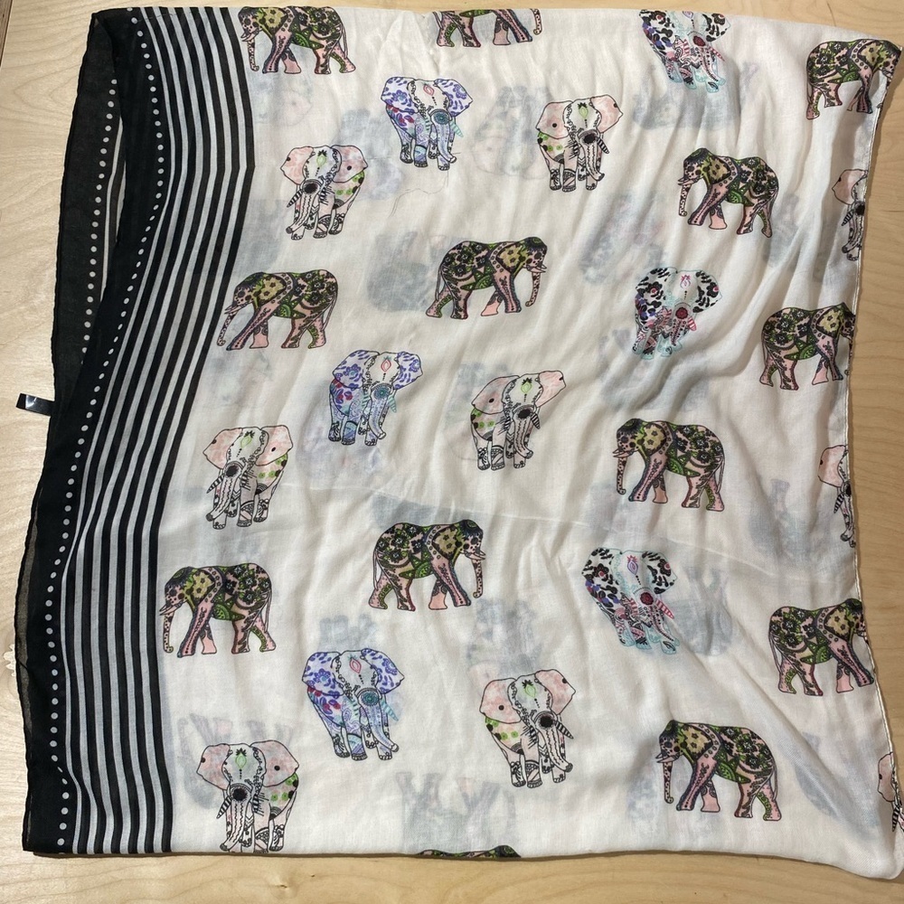 Infinity Scarf Elephant Designs (IM) - Picture 5 of 14